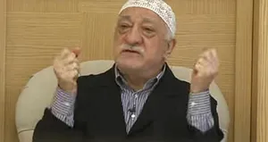 Hollanda’da FETÖ ihaneti