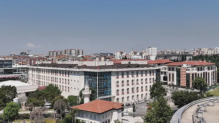 1756265322613.jpeg Yedikule Göğüs Hastalıkları Hastanesi'nde yolsuzluk operasyonu