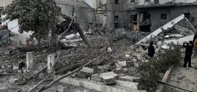 İşgalci İsrail Gazze’de hastane jeneratörlerini bombaladı!