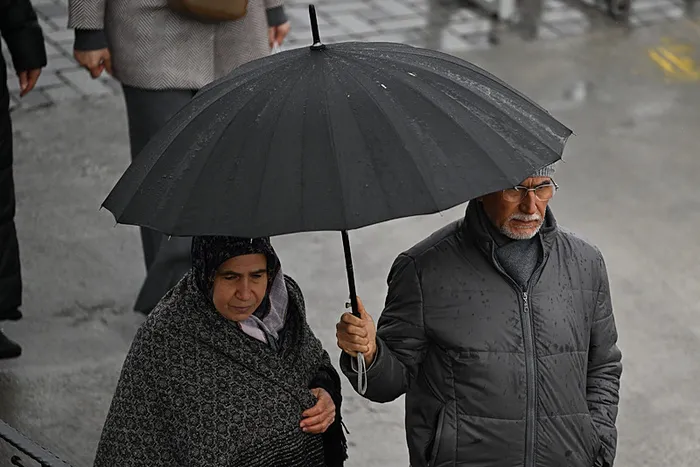 Meteoroloji'den birçok ile kar ve sağanak yağışı uyarısı (AA)