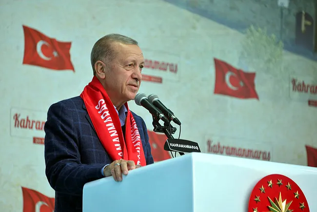 Başkan Erdoğan'dan depremzedelere hakarete sert tepki: Alçaklığın evrensel tarihinde yeni bir sayfa açtılar - 1