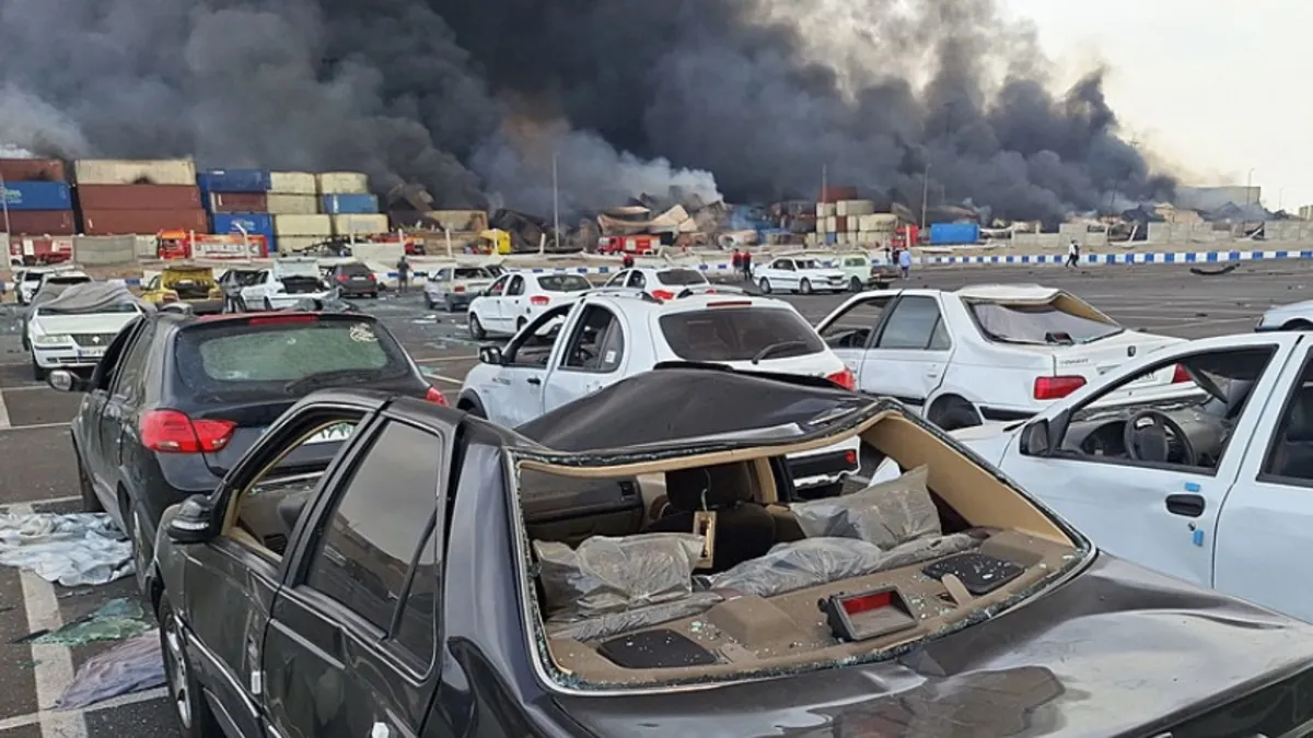 İran'ın Bender Abbas Limanı'nda patlama: Faaliyetler yeniden başladı