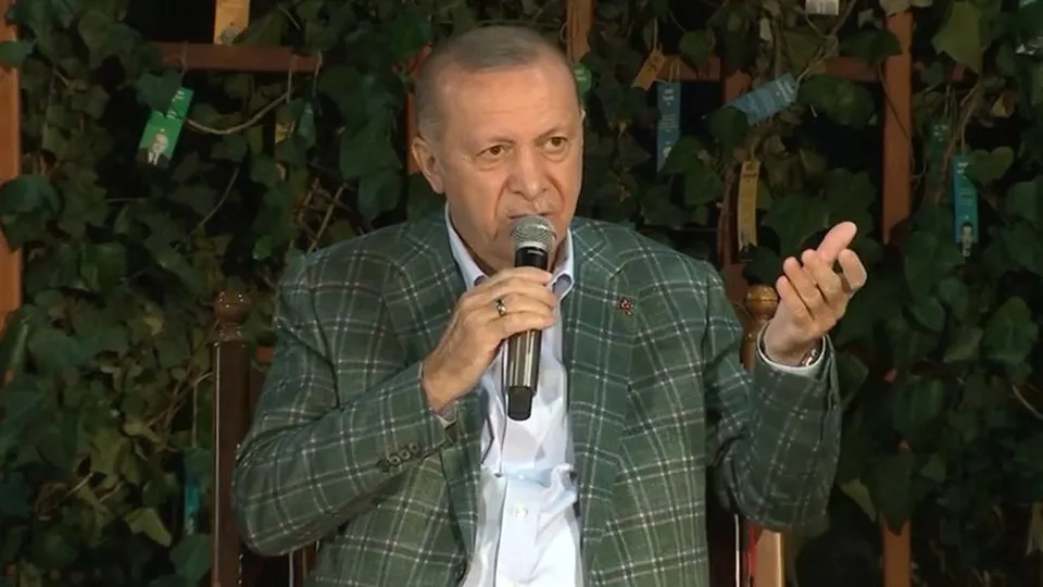Başkan Erdoğan Mehmet Akif Ersoy’un Asım’ın Nesli şiirini okudu