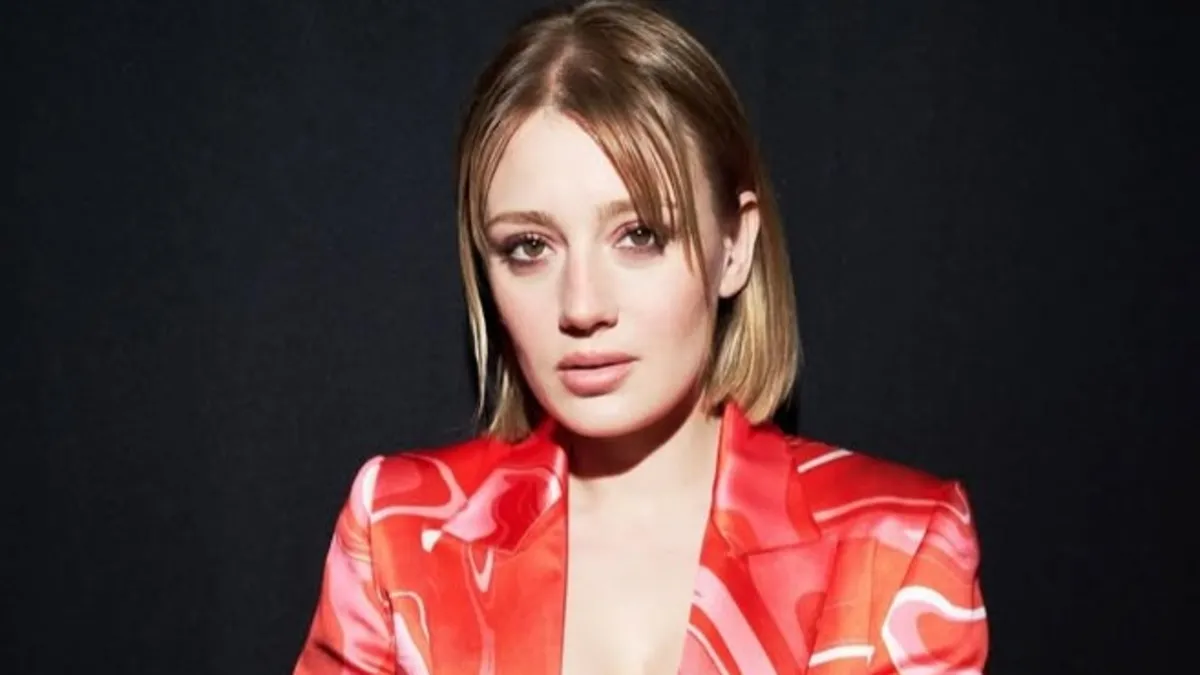 Gizem Karaca 1 aylık annelik serüvenini anlattı