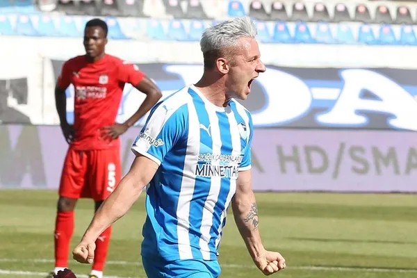 1696939348241.jpg Süper Lig ekibine 2 dönem transfer yasağı! Ödeme yapılmazsa disipline sevk edilecekler... - 1