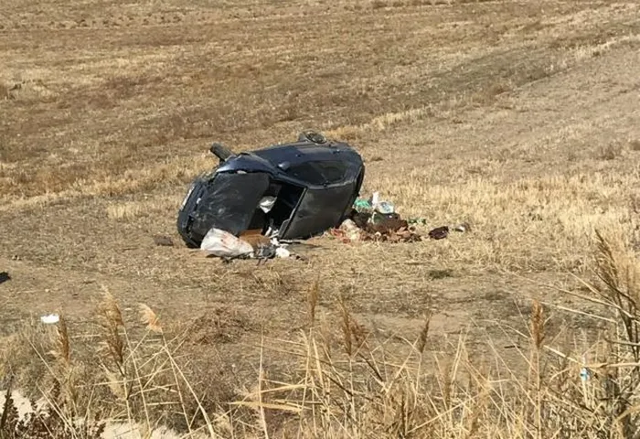 Kırıkkale’de otomobil şarampole yuvarlandı: 2 yaralı - 3