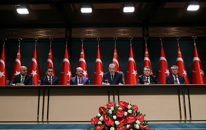 Çalışma ve Sosyal Güvenlik Bakanı Vedat Bilgin’den 2022 yılı asgari ücret açıklaması