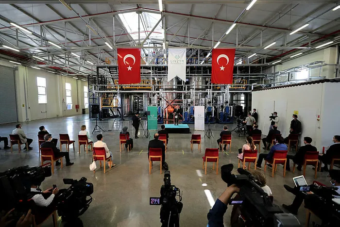 Son dakika: Bakan Mustafa Varank’tan Kovid-19 için kritik aşı ve ilaç açıklaması