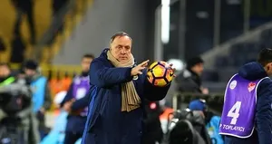 Advocaat’ın zor kararı! Kim oynayacak?