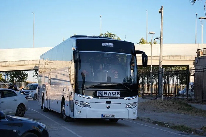 İzmir’de yolsuzluk operasyonu! Soyer ve 99 şüpheli tutuklanma talebiyle mahkemeye sevk edildi
