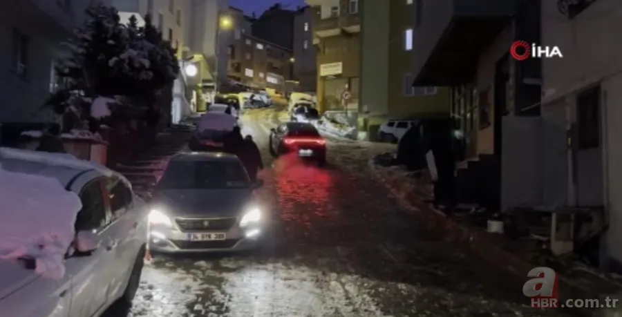 Kağıthane'de kaygan zemin faciası! Yokuştan kayan kamyonet çocuklara çarptı 3