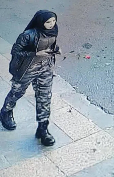 İstiklal Caddesi’ndeki patlamada yeni görüntüler! Şüpheli kadın bombayı koyduktan sonra böyle kaçmış