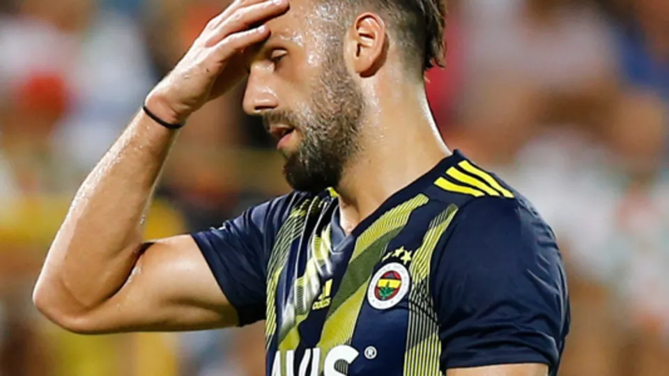 Vedat Muriç'ten Fenerbahçe'ye kötü haber!