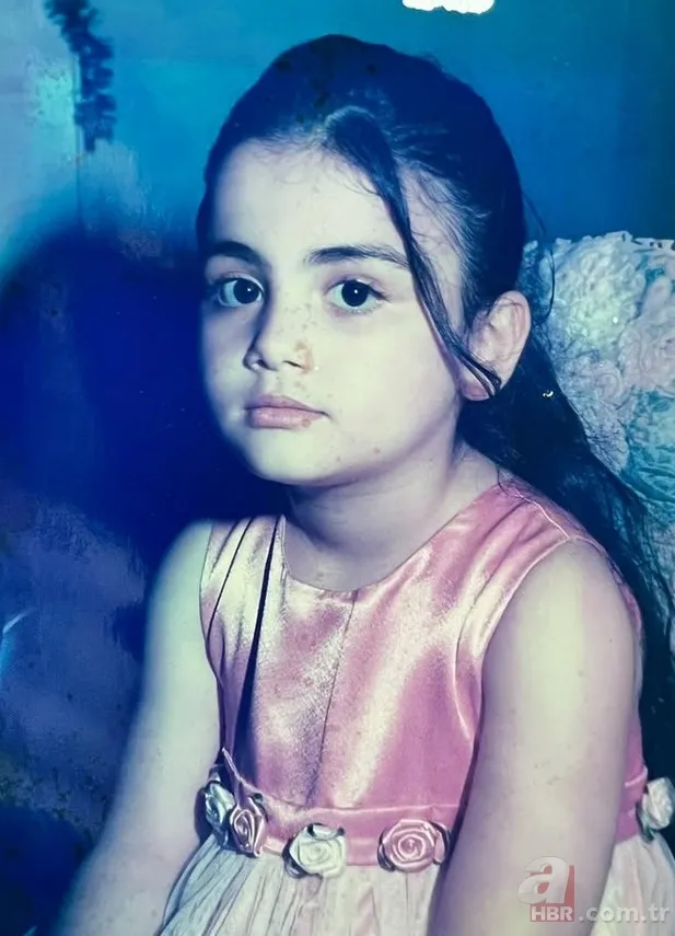 Gözleri KaraDeniz'in yıldızı Özge Yağız'ın çocukluk haline beğeni yağdı! 5