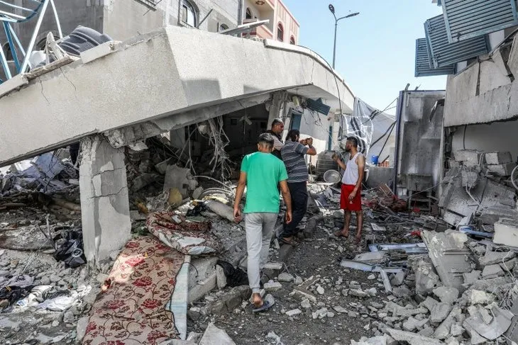 Katil İsrail bir kenti yakıp yıktı! Dehşet anlarını bir anda gelen kıyamete benzettiler | Sokaklar cansız bedenlerle doldu
