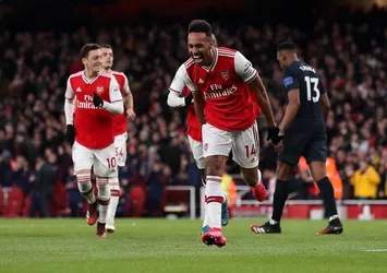 Arsenal - Everton (3-2) - Maç Özeti - Premier League maç özetleri