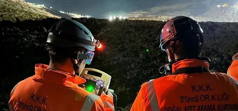 Erzincan'da toprak kayması! Devlet tüm imkanlarını seferber etti: Kahraman Mehmetçik sahada...