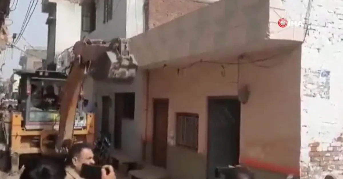 Hintli Müslümanlara alçak saldırı