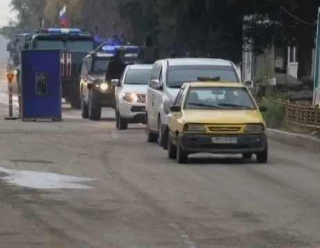 Kamışlı'dan yeni görüntü geldi! Rus askeri polisi devriye yapıyor - 1