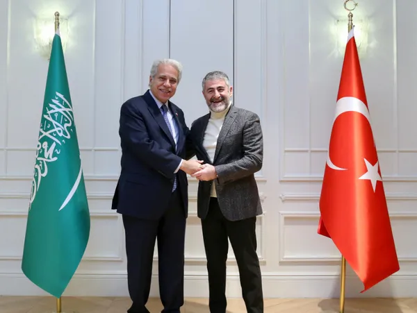 Hazine ve Maliye Bakanı Nureddin Nebati Suudi Arabistan Ticaret Bakanı ile bir araya geldi! İş birliği ileri noktaya taşınacak