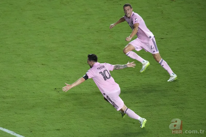 Lionel Messi'den inanılmaz başlangıç! Inter Miami ile ilk maçında son dakikada frikik golü 8