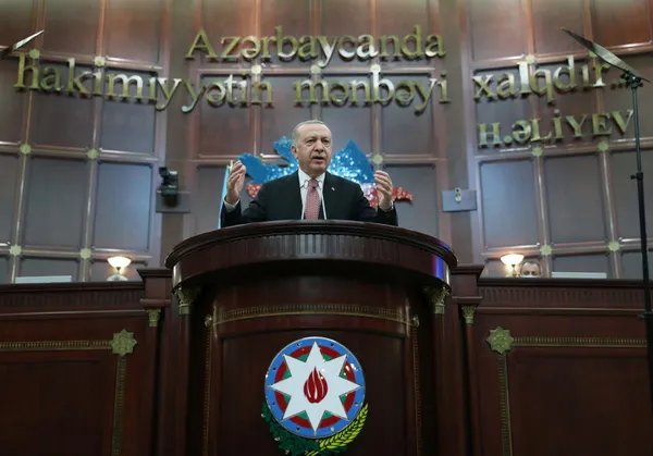 Son dakika: Başkan Erdoğan Azerbaycan'da | Başkan Erdoğan: Dünya bilsin Türkiye Azerbaycan'ın yanındadır - 7