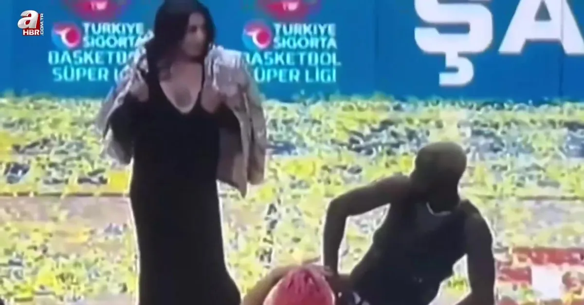 Fenerbahçe'de travesti krizi