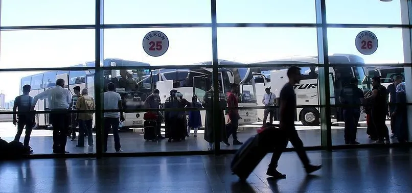 Vatandaşlara önemli uyarı! Ek otobüs seferleri de doluyor