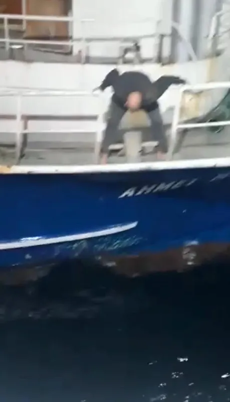 Son dakika: Kırklareli İğneada’da Türk teknesinde patlama!