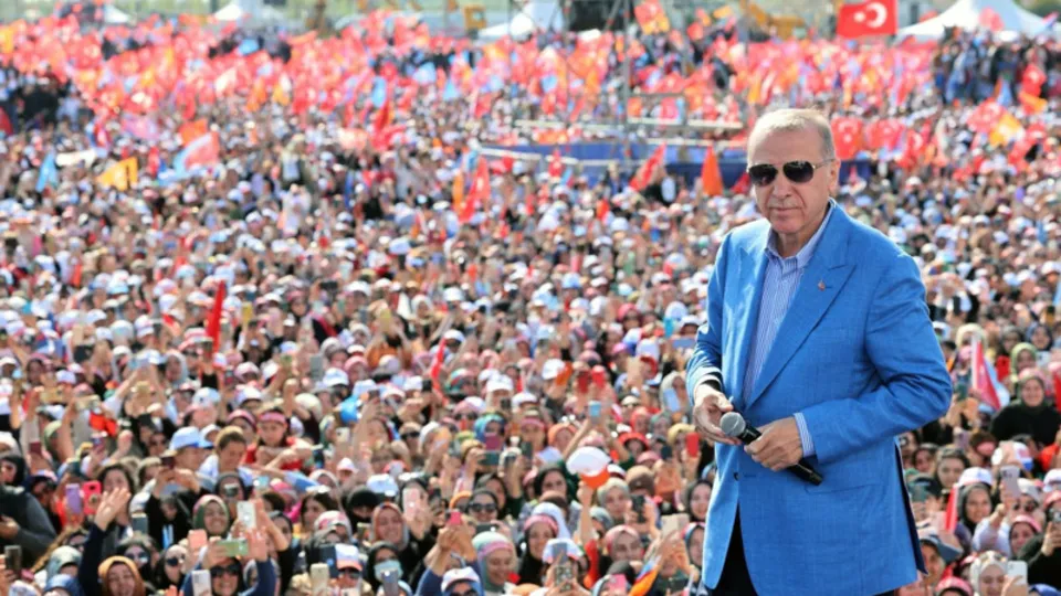 Dünyanın konuştuğu İstanbul mitingi! 14 Mayıs'a günler kala tarihi miting neyi işaret ediyor? Seçim ilk turda biter mi?