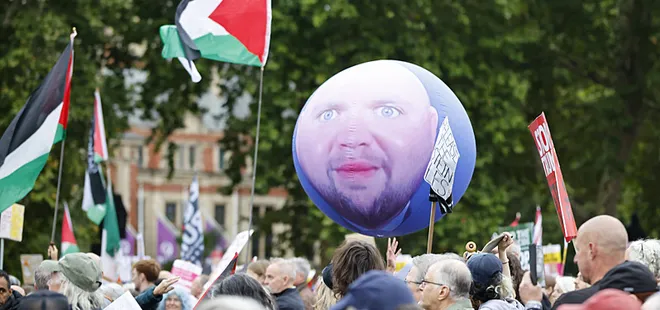 Londra’da Filistin için tarihi gece! Ünlü isimler Gazze için sahneye çıktı: 1,5 milyon sterlin...