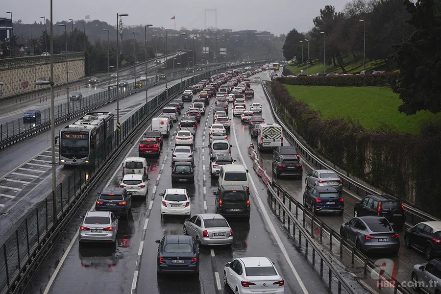 Resmi açıklama geldi: Araçlarda telefon tutucu kullanmak yasaklandı mı? 7