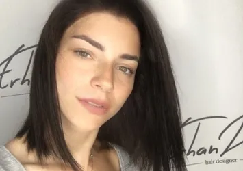 Merve Boluğur eriyor