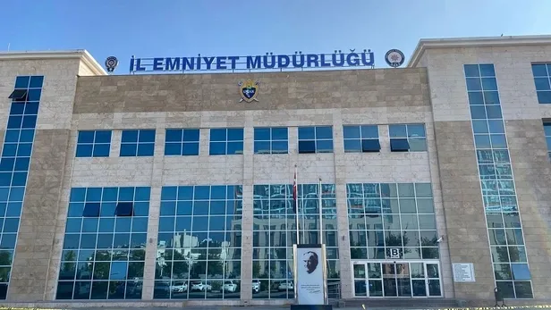 EGM işçi alımı başladı! İlkokul mezunu Aşçı, Garson, Beden İşçisi, Elektrik Tesisatçısı için İŞKUR başvuruları topluyor