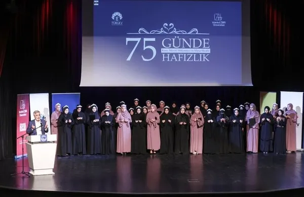 turgevden-75-gunde-hafizlik-programi-basari-belgelerini-esra-albayrak-teslim-etti-1695116052163.jpg