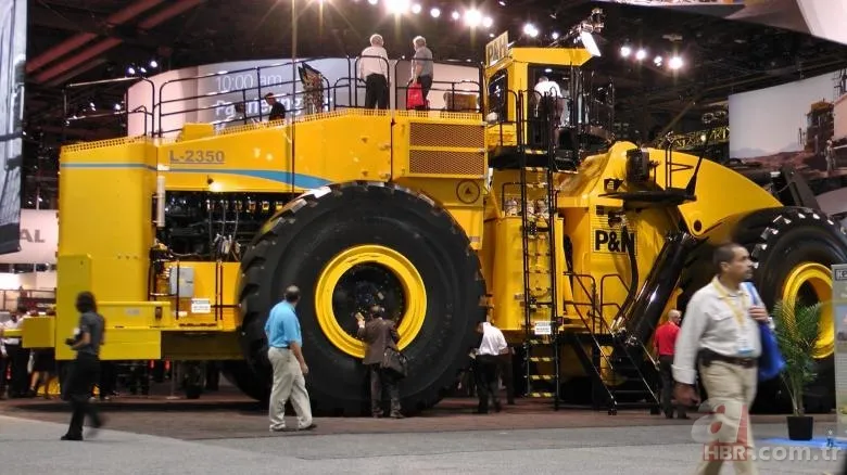 Dünyayı hayrete düşüren devasa iş makineleri 5