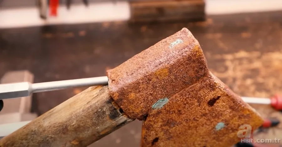 Viking hayranı fenomen paslı baltayı jilet gibi yaptı! Son hali görenleri hayran bıraktı 4