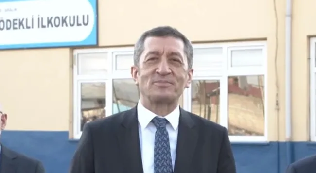 Son dakika: Yüz yüze eğitimde ders zili çaldı! Öğretmenler ne zaman aşı olacak?