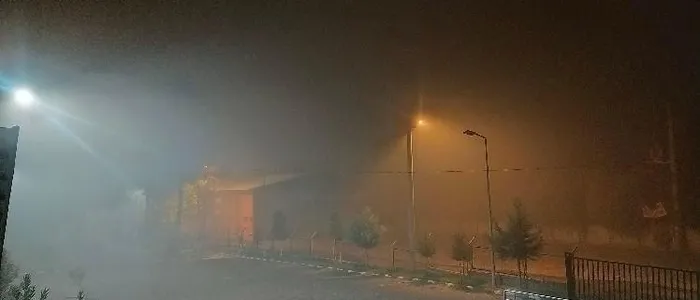 Son dakika: Diyarbakır'da etkili olan sis trafiği durma noktasına getirdi - 1