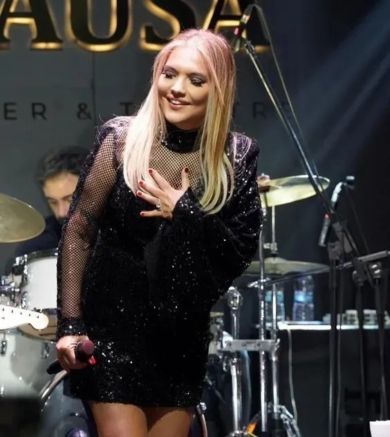 demet-akalindan-biricik-sudenin-paylasimina-sert-tepki-insanlarin-acilari-varken-1776437247729.jpeg Demet Akalın’ın sert sözleri sosyal medyada yeni bir tartışma başlattı.