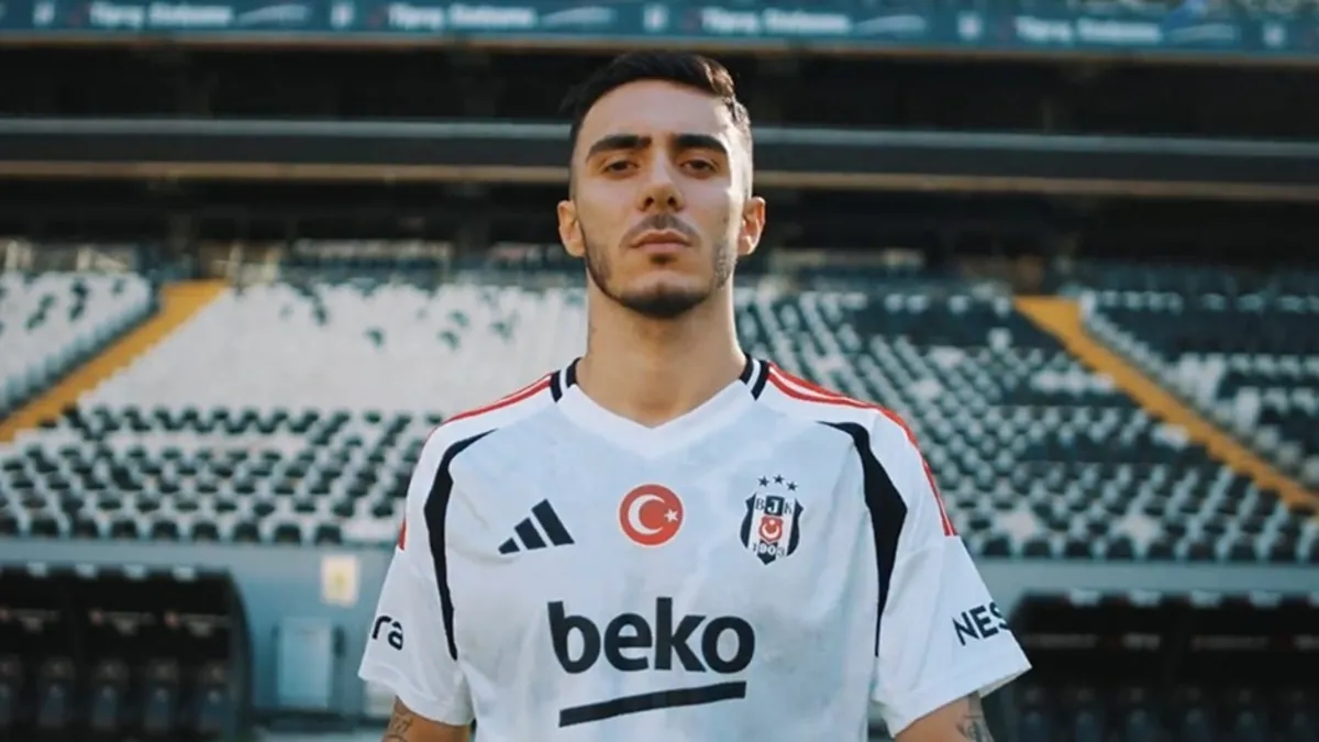 Beşiktaş'ta sakatlık şoku: Emirhan Topçu'nun adalesinde gerilme ve ödem