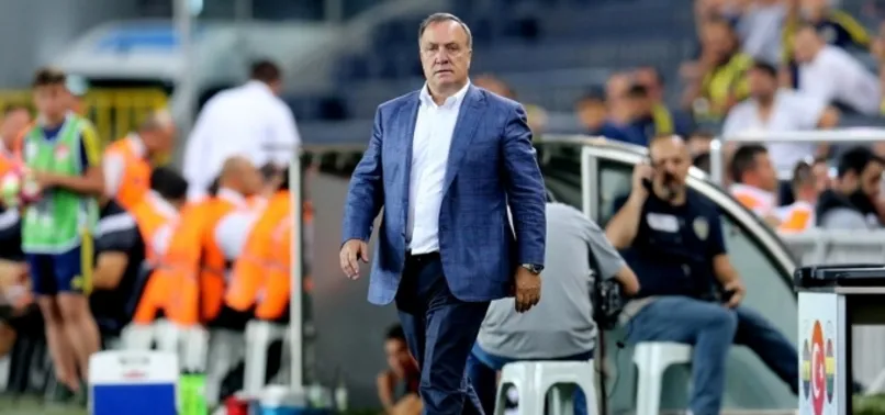 Dick Advocaat tarihe geçti