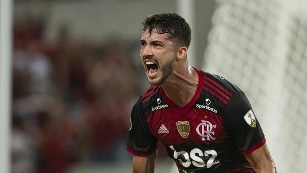 Fenerbahçe’nin yeni transferi yola çıktı