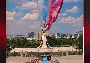 TÜRK YILDIZLARI DÜNYA SAHNESİNDE