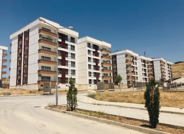 pkk-yakip-yikmisti-toki-yapip-1112-magdur-aileye-teslim-etti-1672499934209.jpg PKK yakıp yıkmıştı: TOKİ yapıp 1112 mağdur aileye teslim etti - 2
