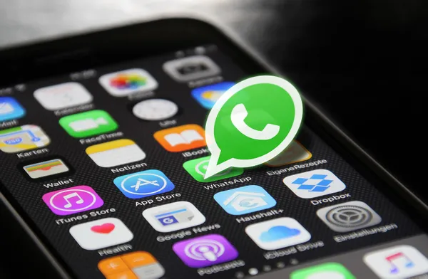 whatsappa-yeni-ozellik-mesajlara-tepki-verebileceksiniz-1634454073541.jpg WhatsApp'a yeni özellik: Mesajlara tepki verebileceksiniz - 2