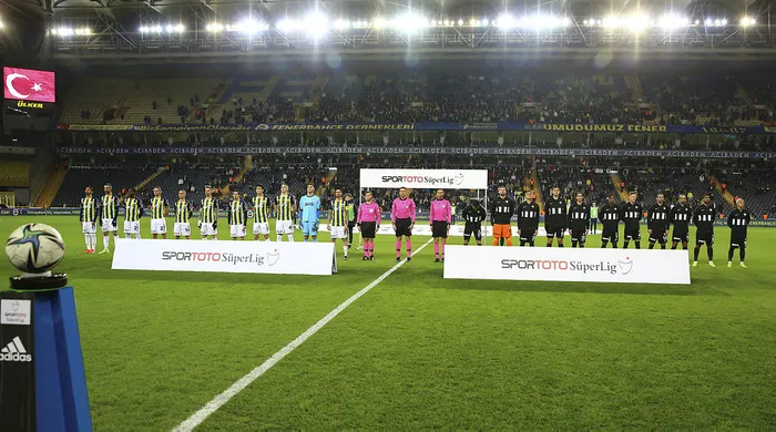fenerbahce-altay-canli-skor-sari-lacivertliler-galibiyet-pesinde-1642617269946.jpg Fenerbahçe 2 - 1 Altay (MAÇ SONUCU ÖZET) - 4