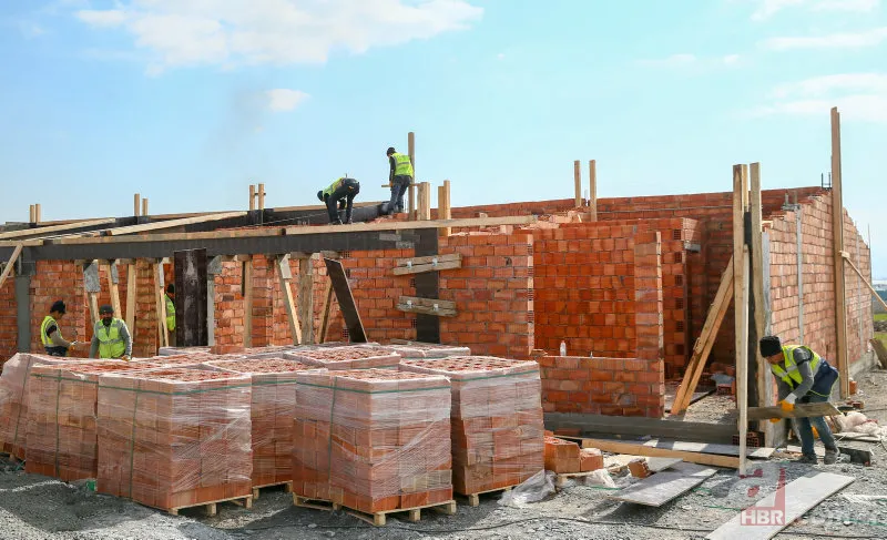 Çevre, Şehircilik ve İklim Değişikliği Bakanı Murat Kurum hazırlıkları anlattı! 250 bin konut hemen yapılacak 13