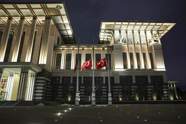 Başkan Erdoğan: Depremler sebebiyle 7 gün süreyle milli yas ilan edildi - 6