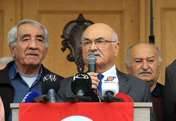 chpli-ali-mahir-basarir-memleketi-mersinde-protesto-edildi-hainsin-zip-zip-mahir-1707751720355.jpeg Memleketi Mersin'de protesto edilen CHP'li Başarır'a bir tepki de Alevilerden! "Herhangi bir özür olmadı" - 7